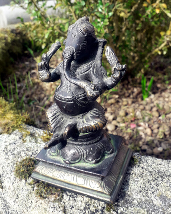 kleiner ganesha aus bronze