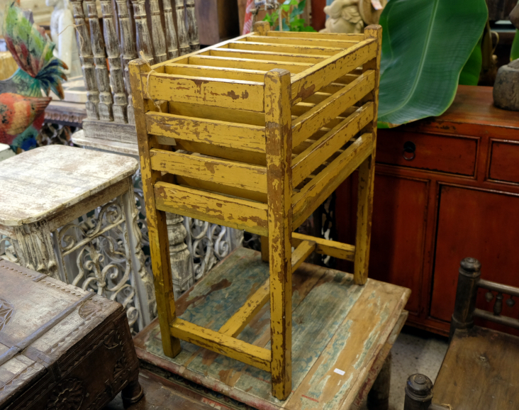 zeitschriftenstaender aus indien