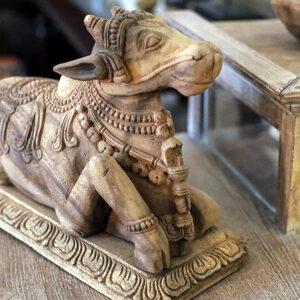 Nandi aus Teakholz
