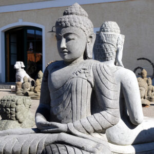 Meditierender Buddha aus Flußstein 100 cm