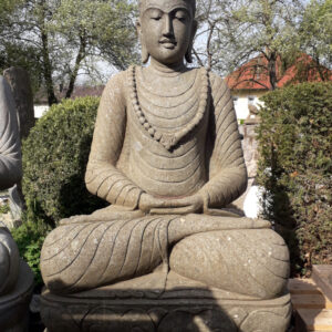 grosser buddha aus lavastein frostsicher