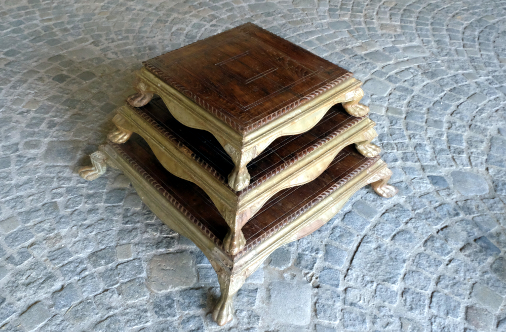 altartisch antik teetisch bajot indien