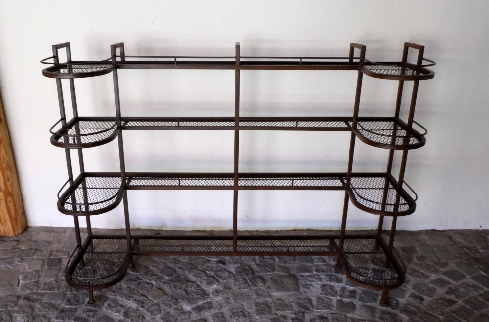 Eisenregal displaystaender