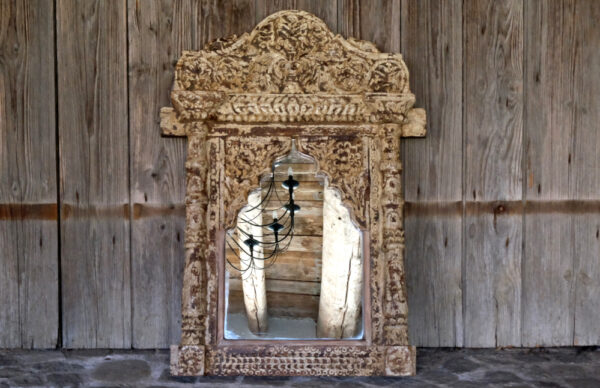 Spiegel mit spezieller Form, viele Ornamente, 65x90cm