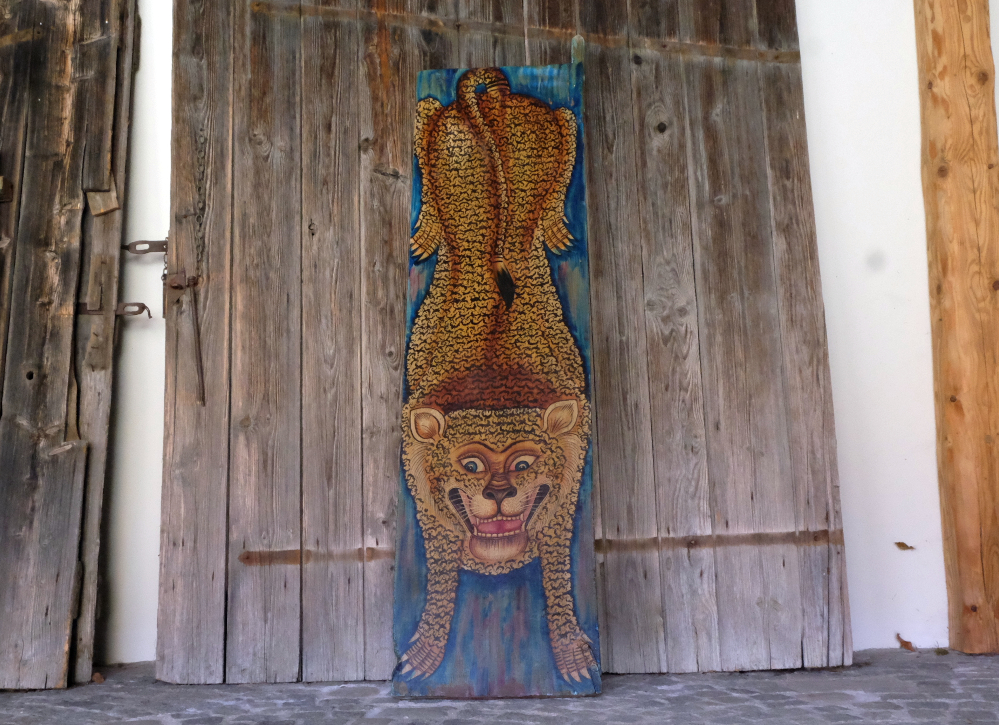 Relief Tiger Blau 200x52cm