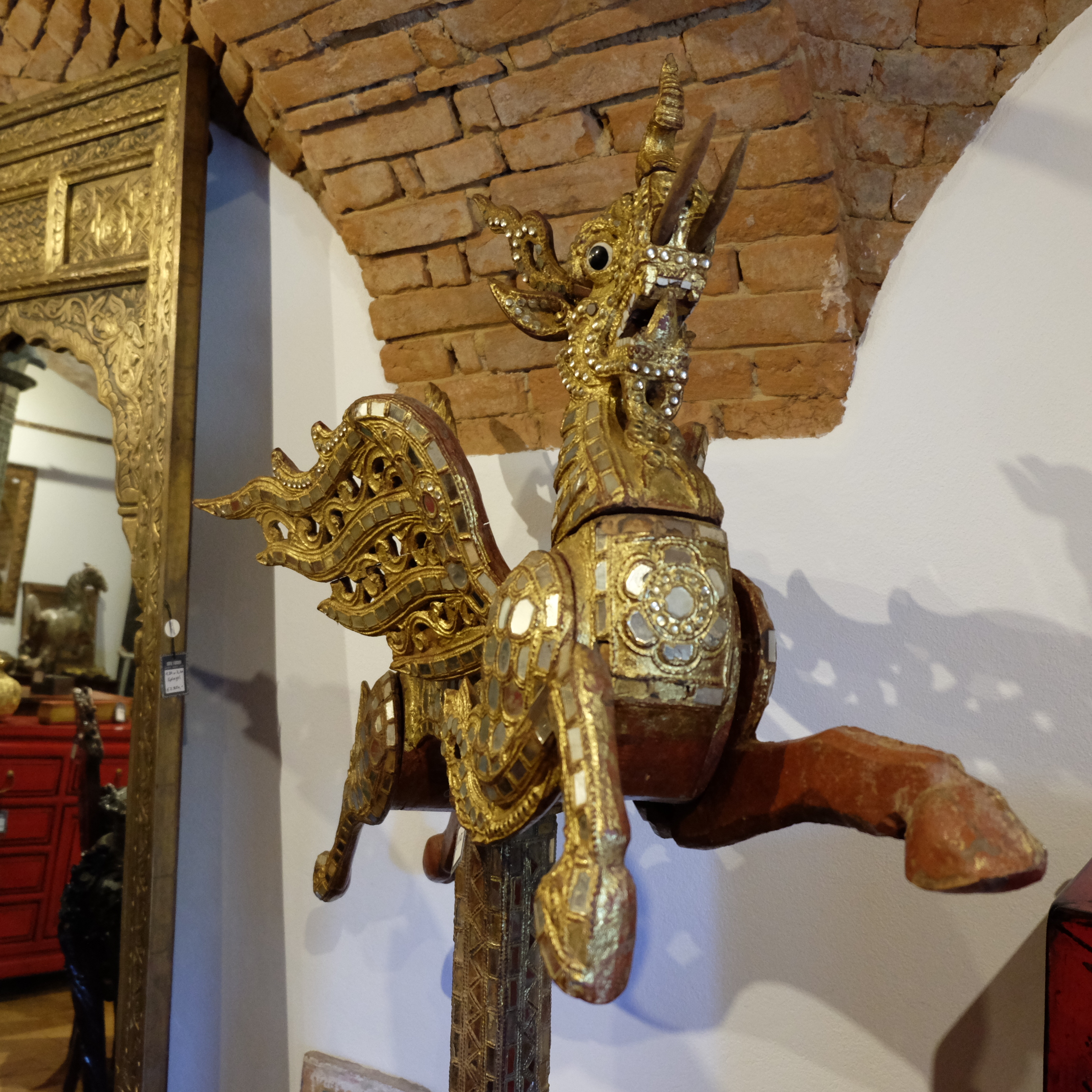 Drachenpferd Burma Antik