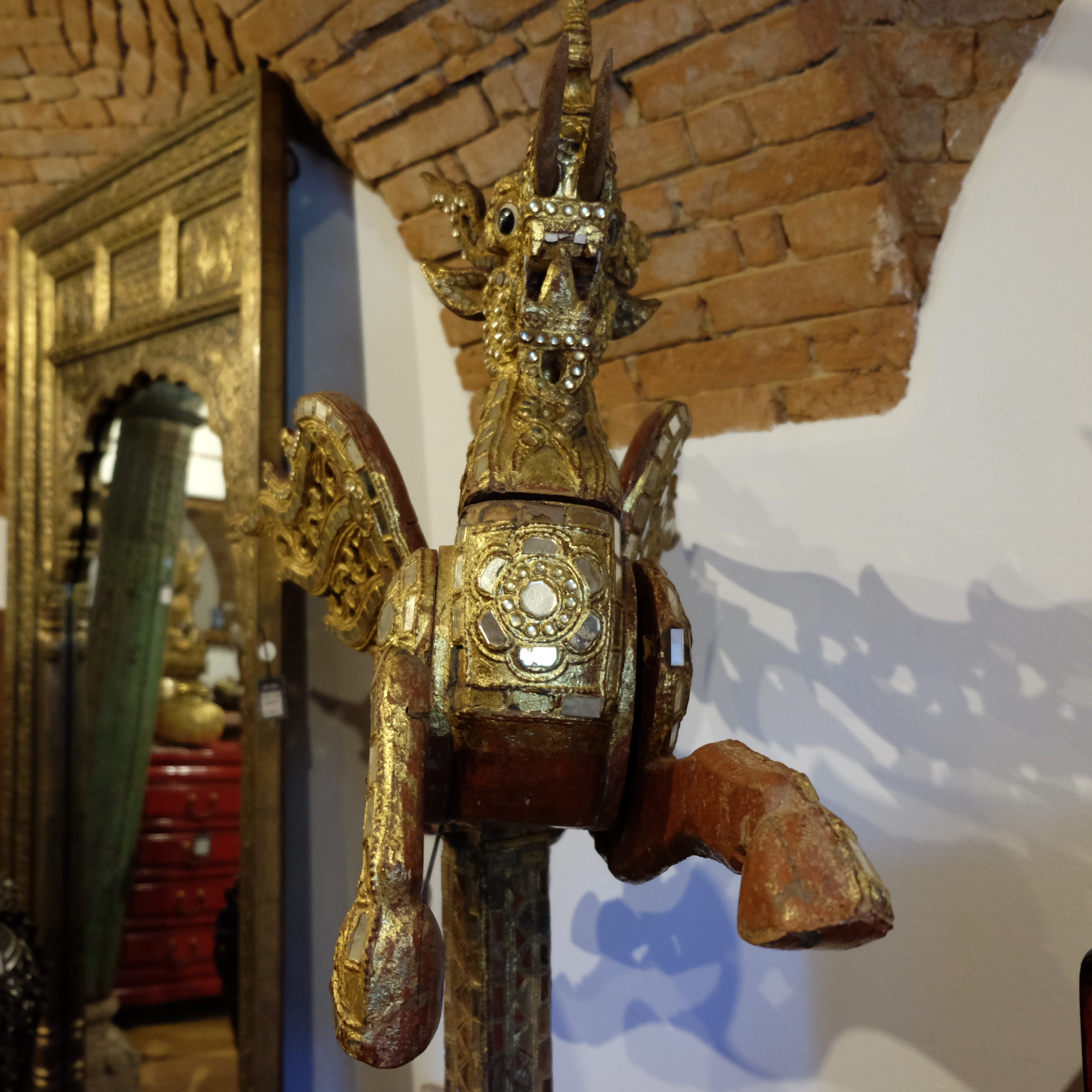 Drachenpferd Burma Antik