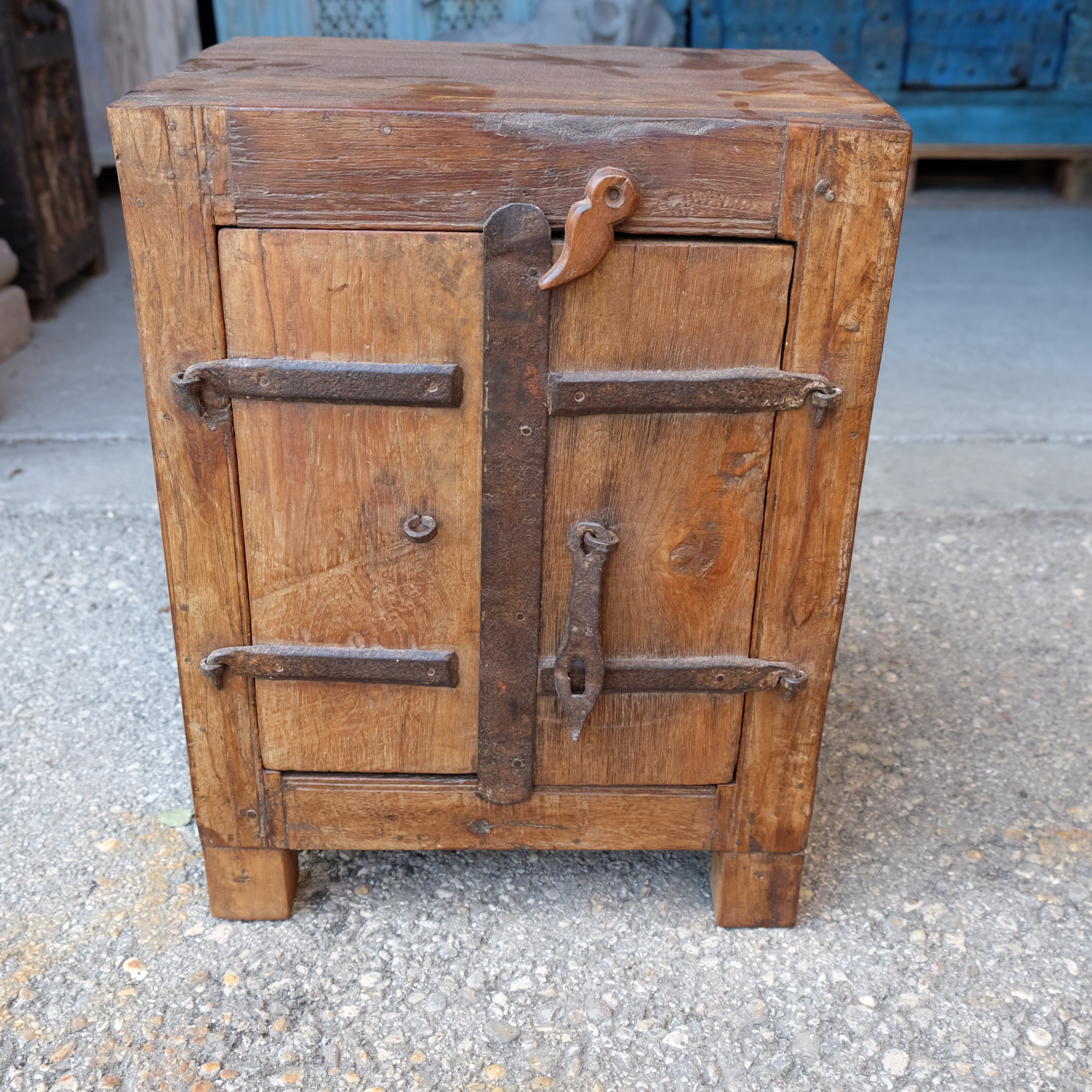 Kästchen Sheeshamholz 38x28x50