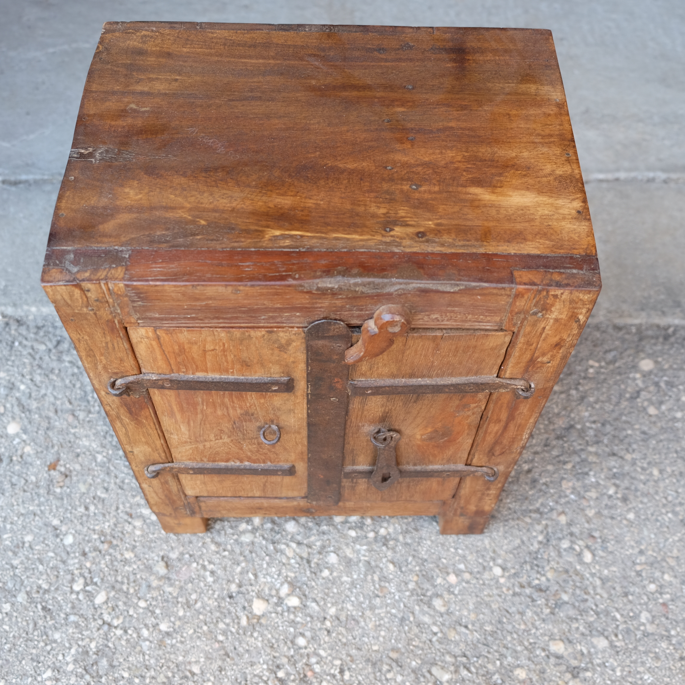 Kästchen Sheeshamholz 38x28x50