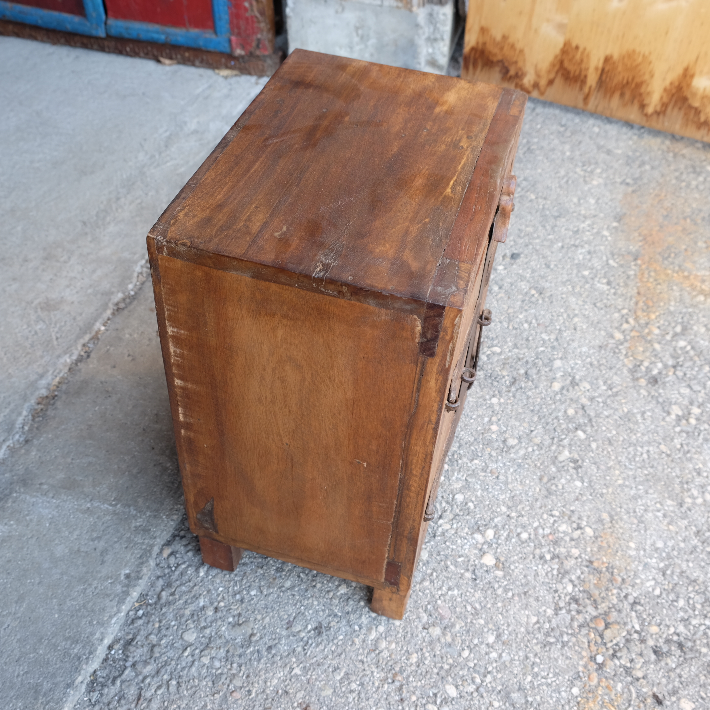 Kästchen Sheeshamholz 38x28x50