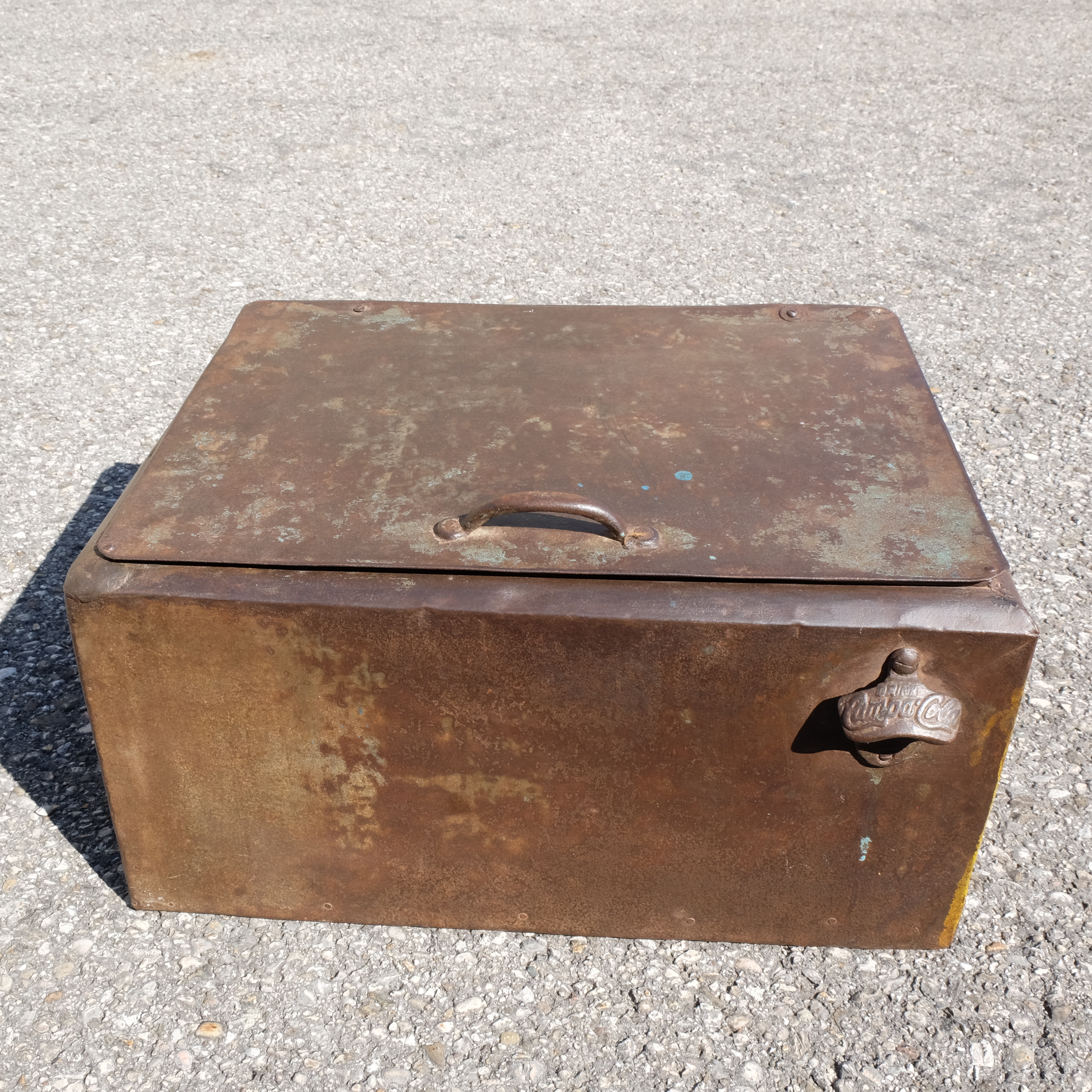 Alte Kühlkiste Coca-Cola