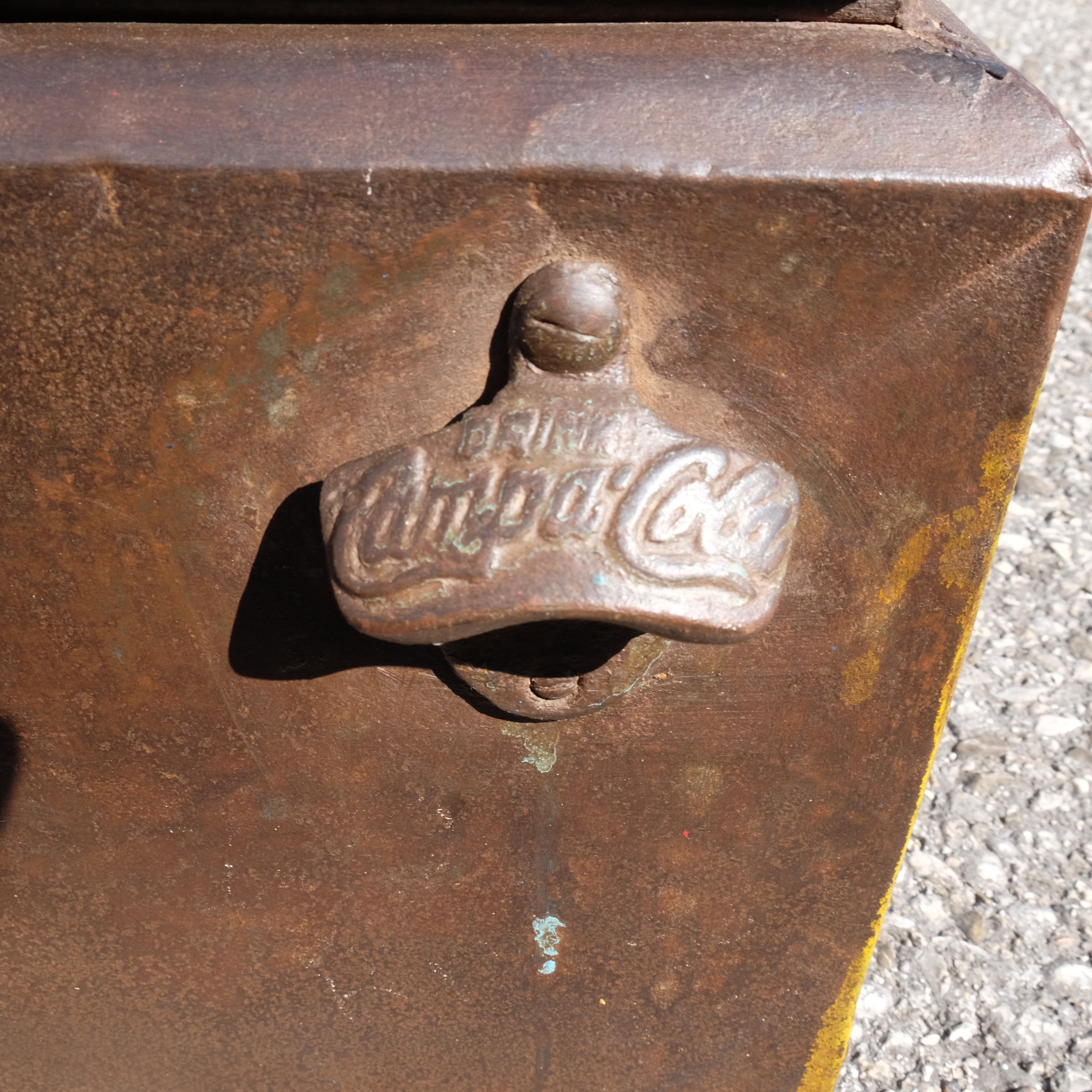 Alte Kühlkiste Coca-Cola