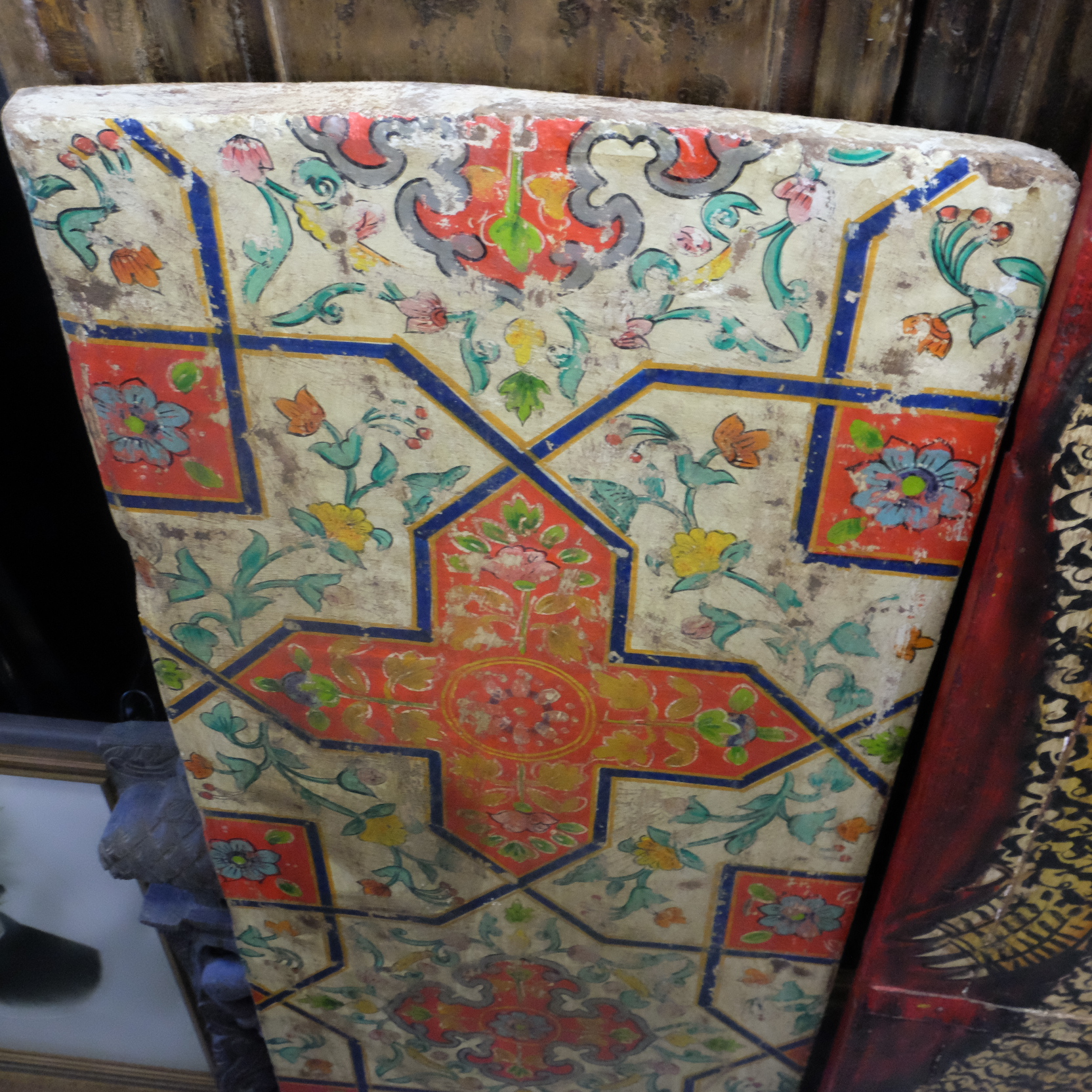 Relief Tempelritter florale Malerei