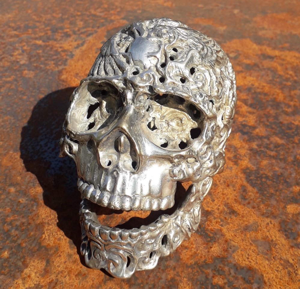 totenkopf-versilbert-2-weiliwohn
