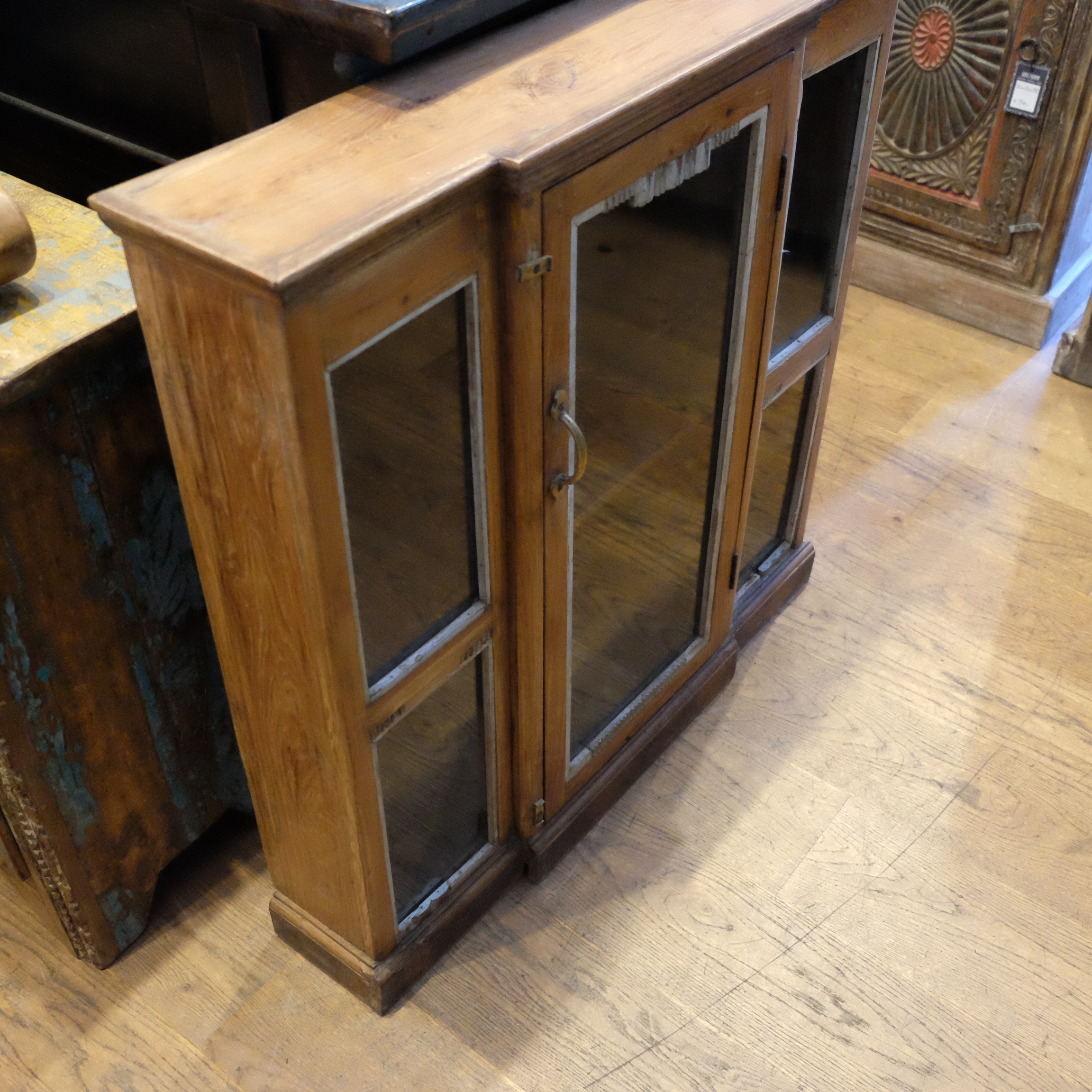 Glas-Vitrine 80x17x80cm