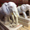 elefant aus weissem marmor