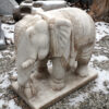elefant aus weissem marmor
