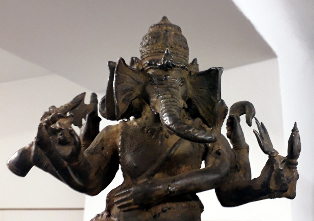 ganesha-detail-drei-gesichter-weiliwohn ganesha