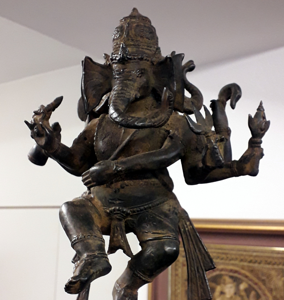 ganesha-mit-drei-gesichter-weiliwohn.jpg ganesha mit drei gesichter, bronzeguss