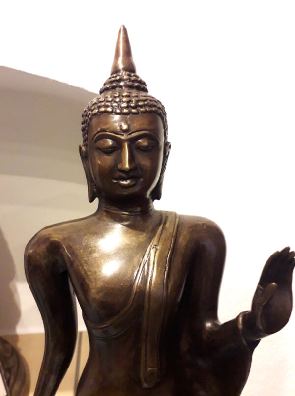 stehender buddha bronze