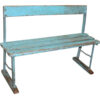 blaue holzbank