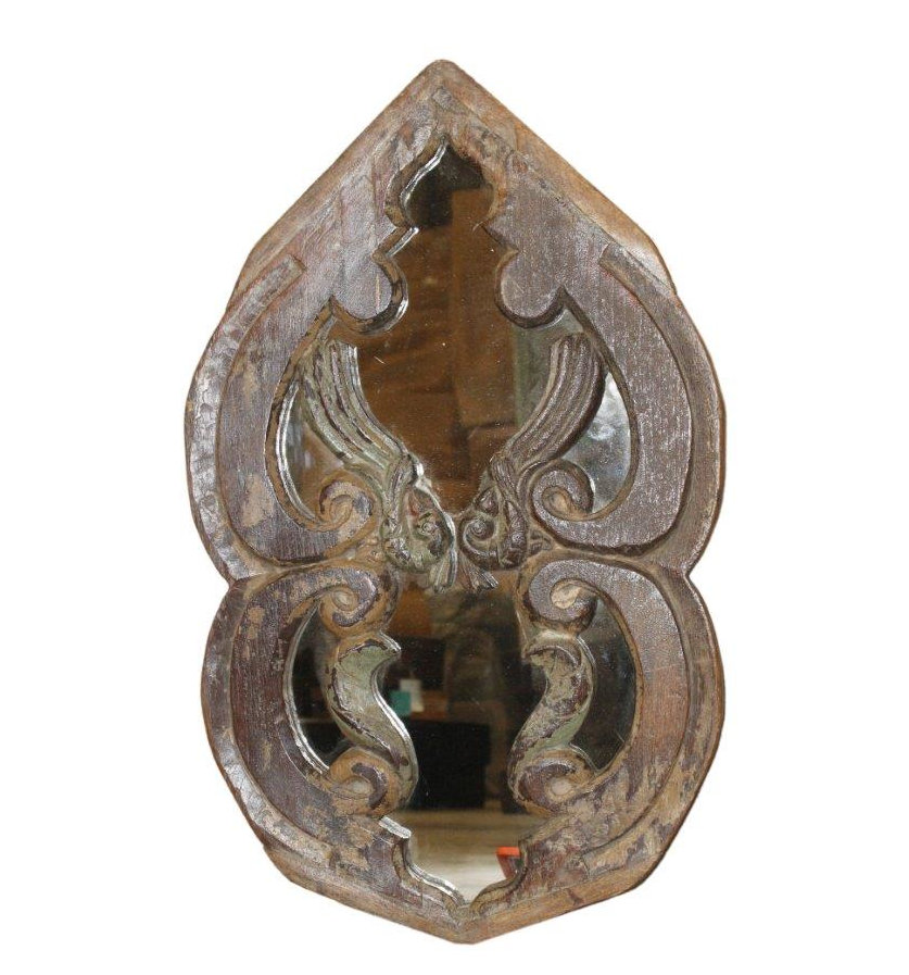 spiegel mit altem wappen