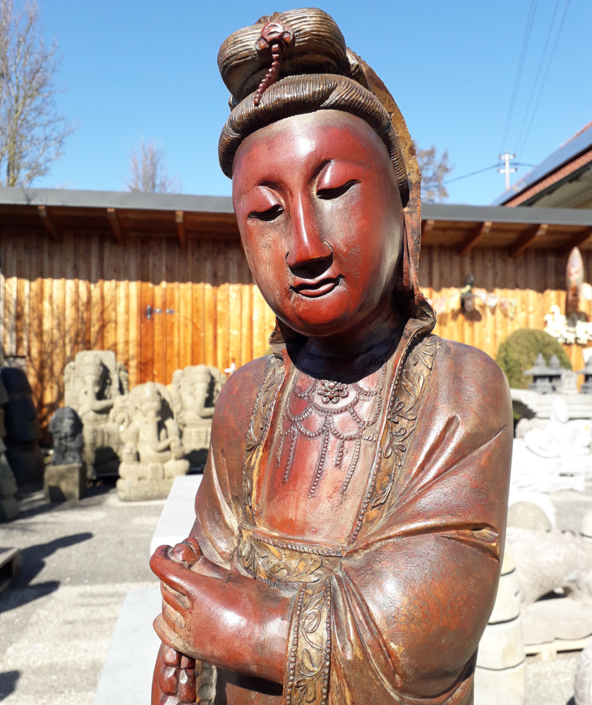 quan yin handgeschnitzt