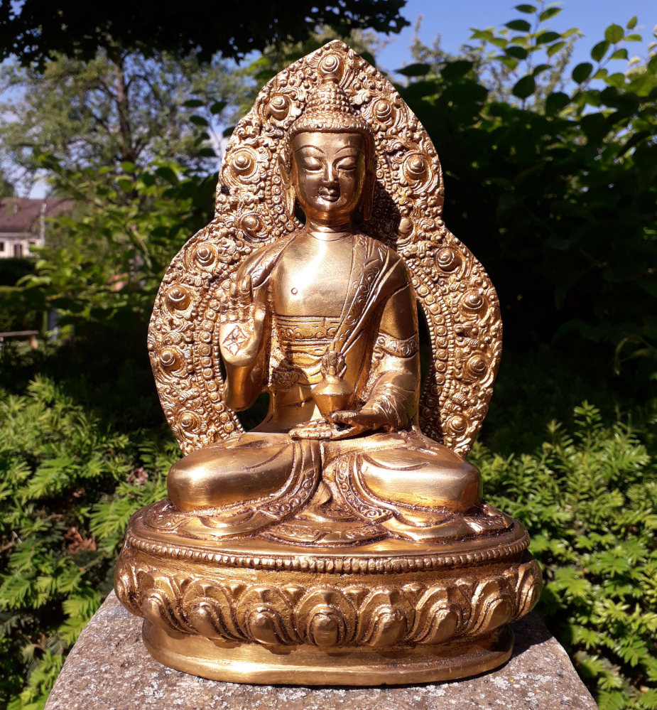 weisheitsbuddha amoghasiddhi aus messing