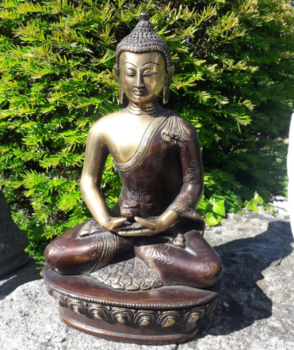 amitabha buddha skulptur aus indien