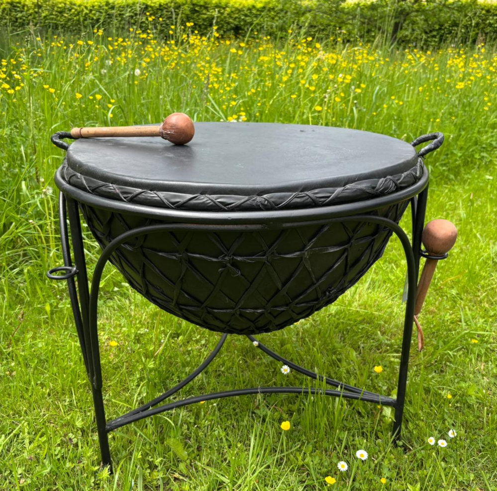 trommel-indien-weiliwohn trommel inklusive gestell und zwei kloeppel