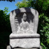 cave buddha aus stein