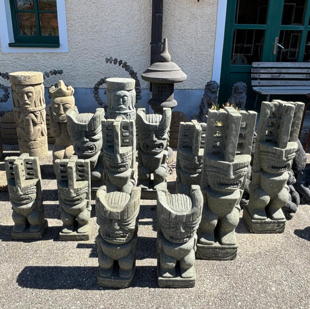 frostsichere tikis gartenfiguren