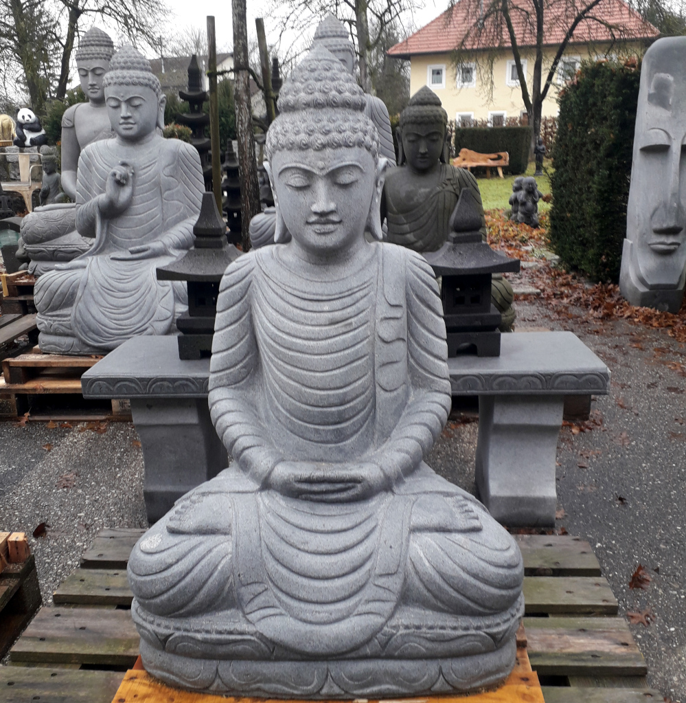buddha aus frostsicherem riverstone 100 cm