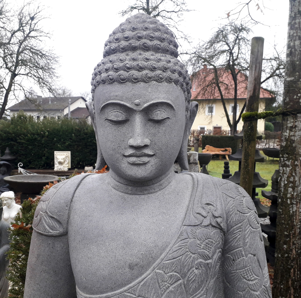 buddha-riverstone-150cm-face-weiliwohn buddha aus flussstein 150 cm frostsicher
