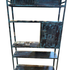 Blaues regal industrial style