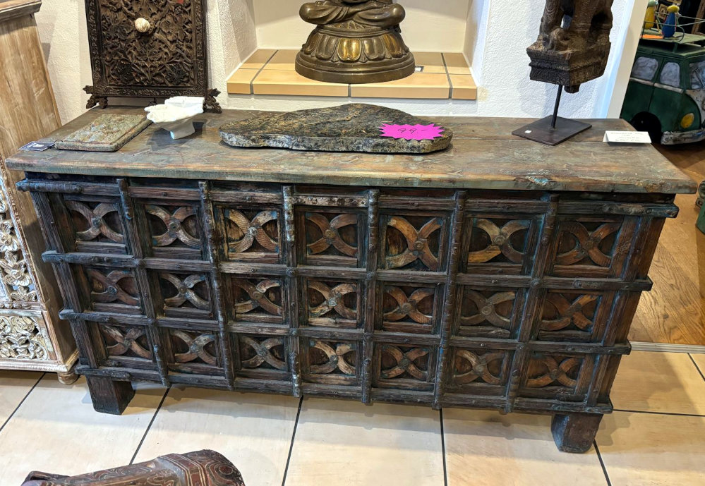 praesentiertisch fuer aussteller