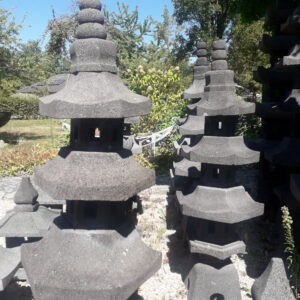 gartenpagode aus lavastein