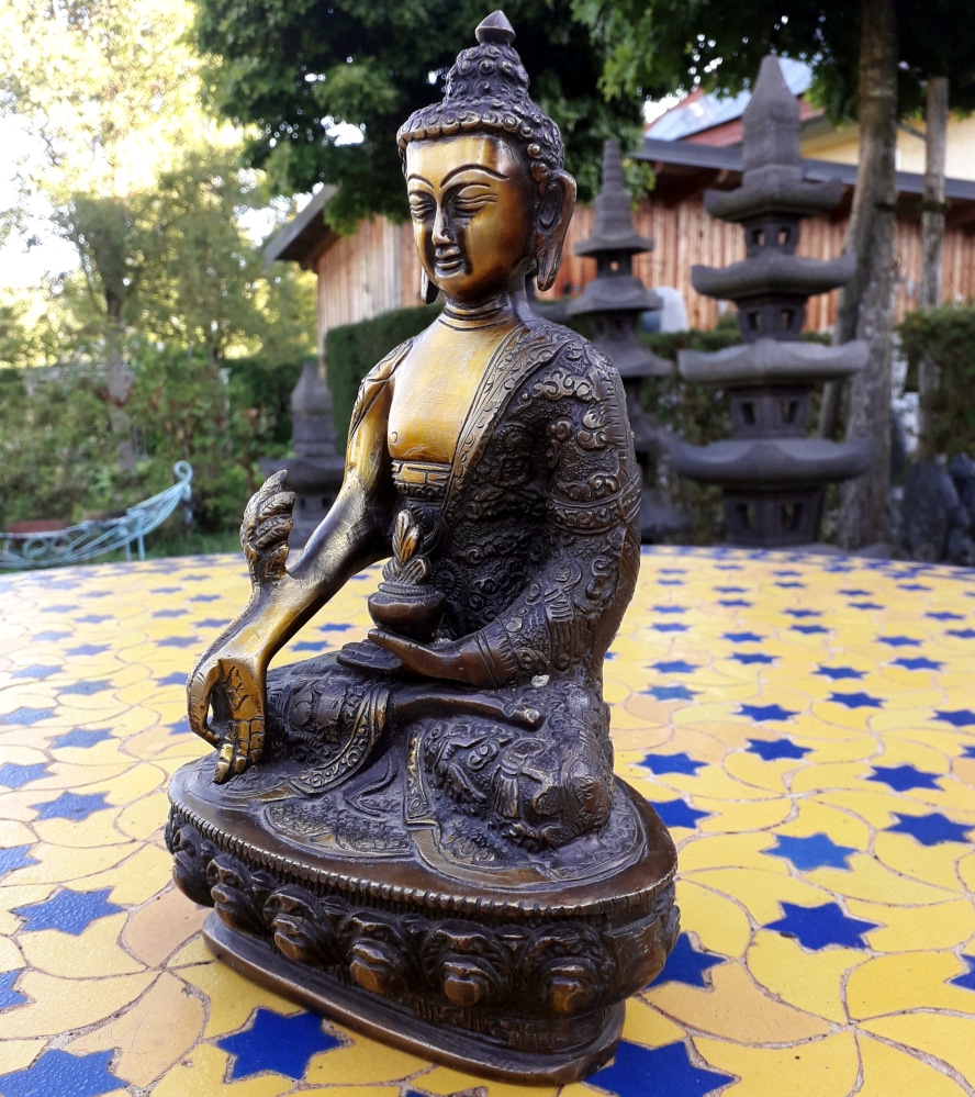 medizinbuddha aus bronze